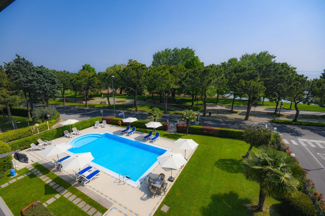 Hotel Suisse Sirmione Luaran gambar